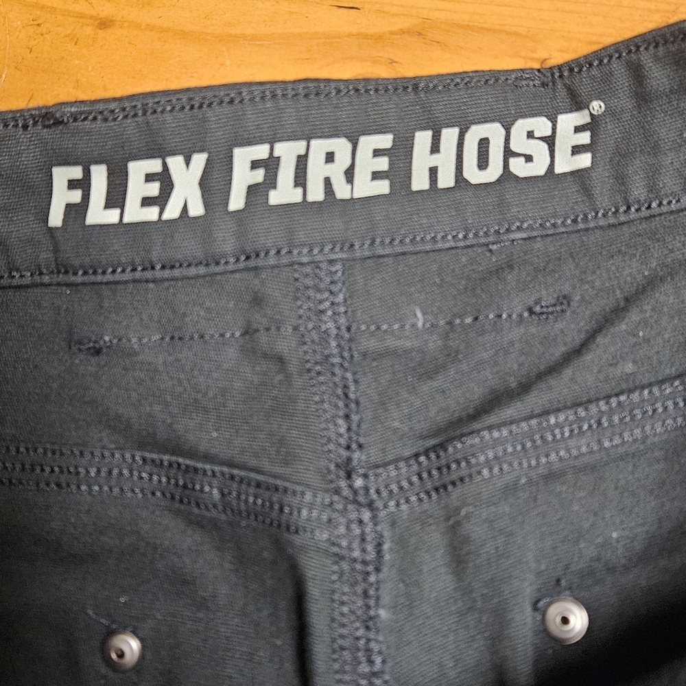 Duluth Trading Co Black Cargo Shorts - Picture 3 of 5